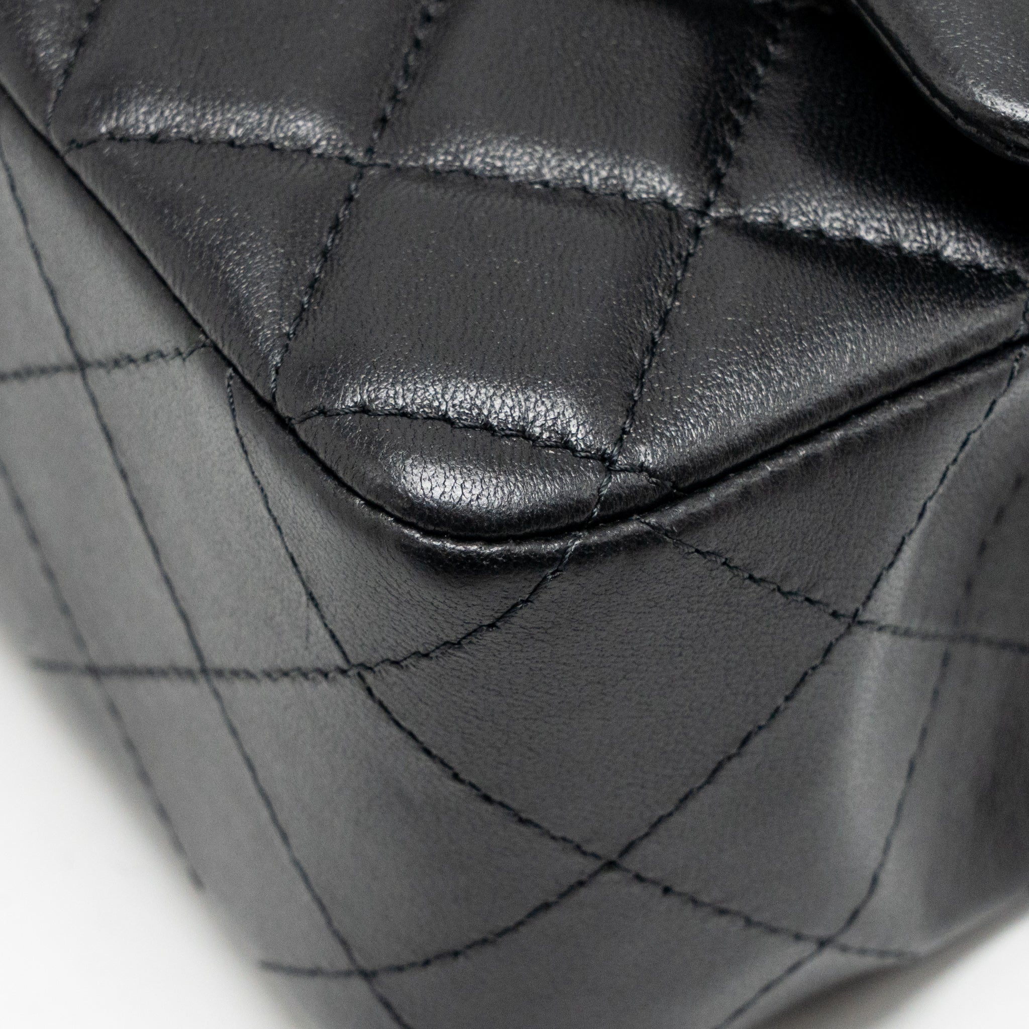 chanel-mini-rectangular-flap-bag-lambskin-black-rghw-microchip