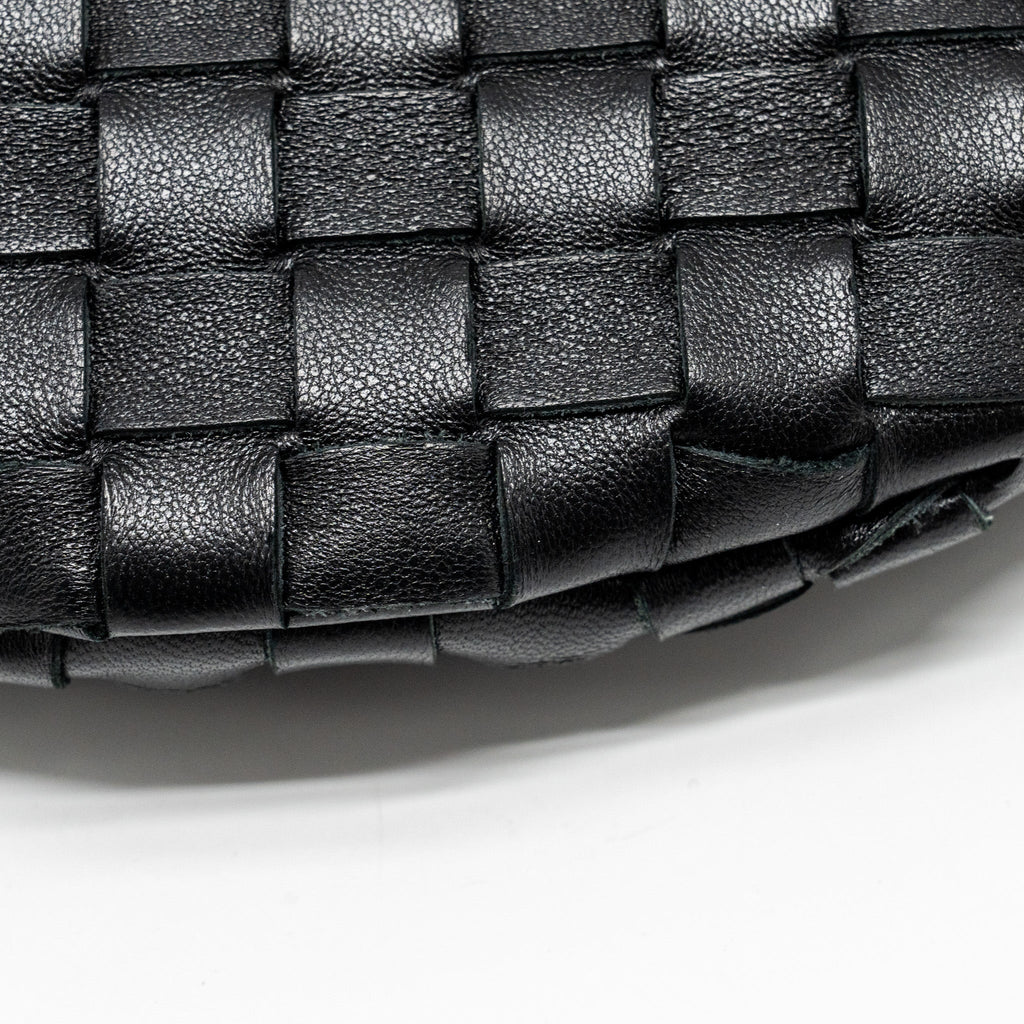bottega-veneta-medium-turn-pouch-lambskin-black-ghw