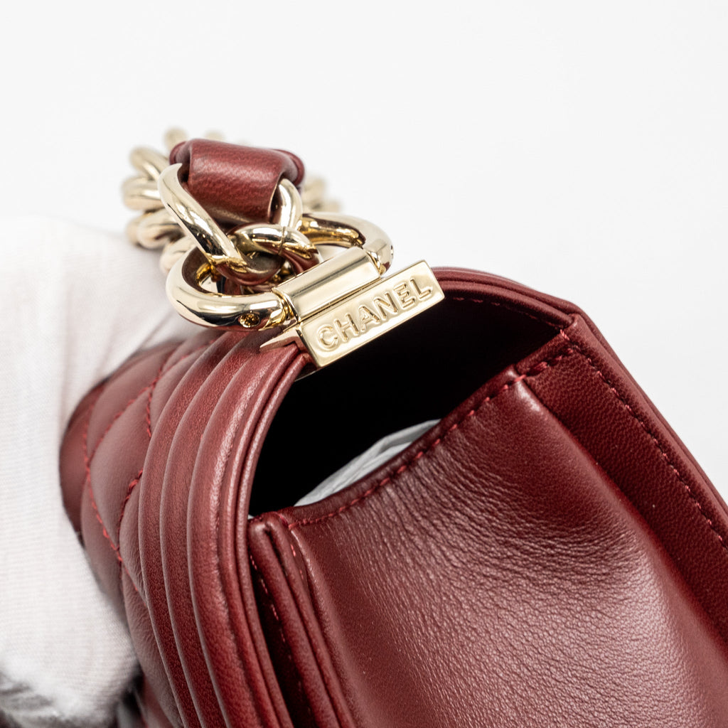 chanel-medium-boy-bag-lambskin-dark-red-lghw
