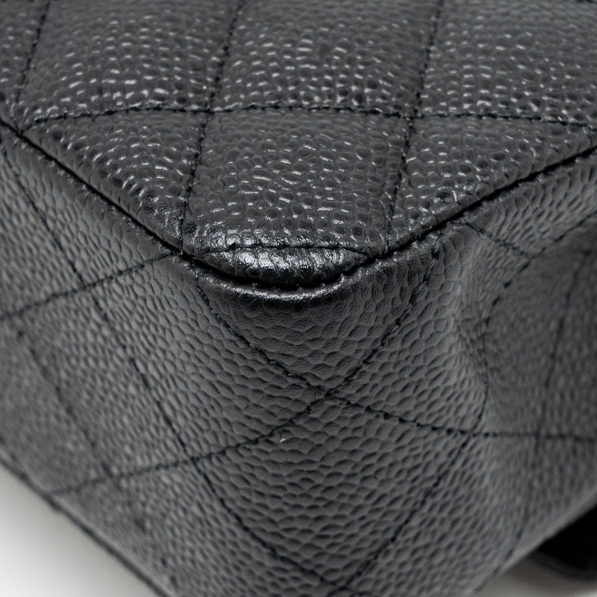 chanel-medium-classic-double-flap-bag-caviar-black-ghw-37