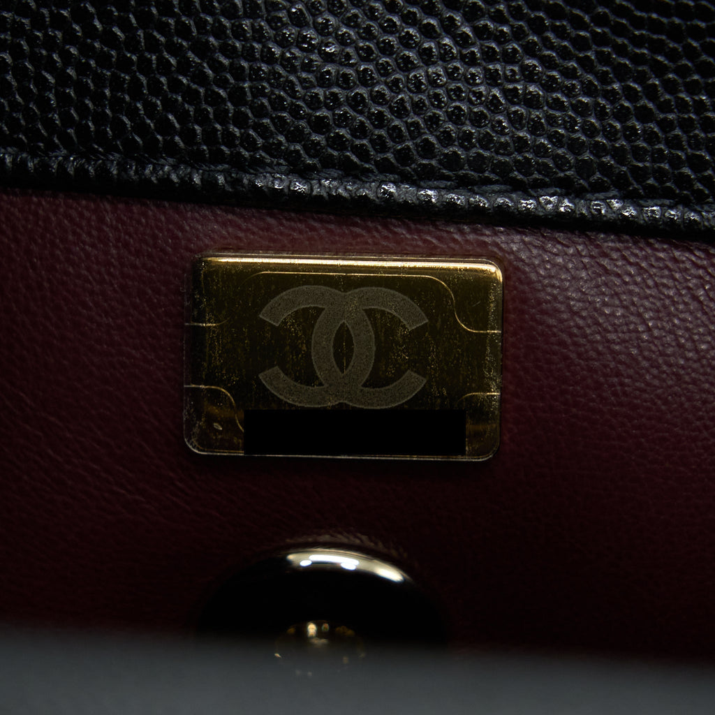 chanel-small-coco-handle-caviar-black-lghw-microchip-3