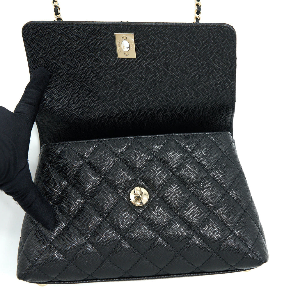 chanel-small-coco-handle-caviar-black-lghw-microchip-3