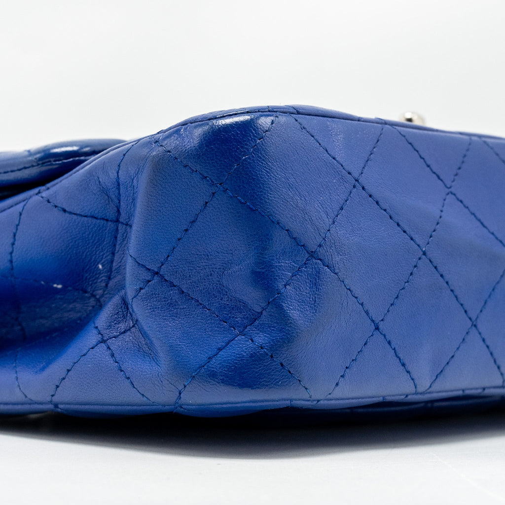 chanel-medium-classic-double-flap-bag-lambskin-blue-shw