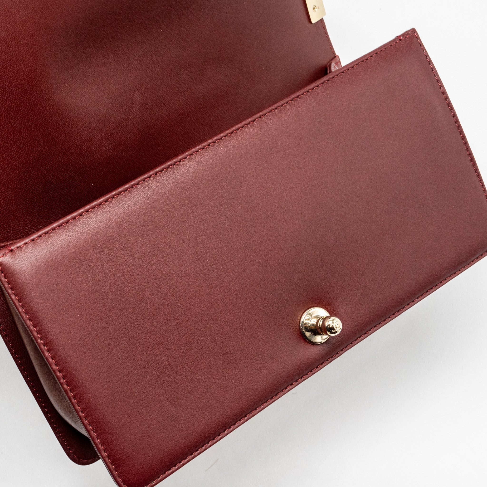 chanel-medium-boy-bag-lambskin-dark-red-lghw