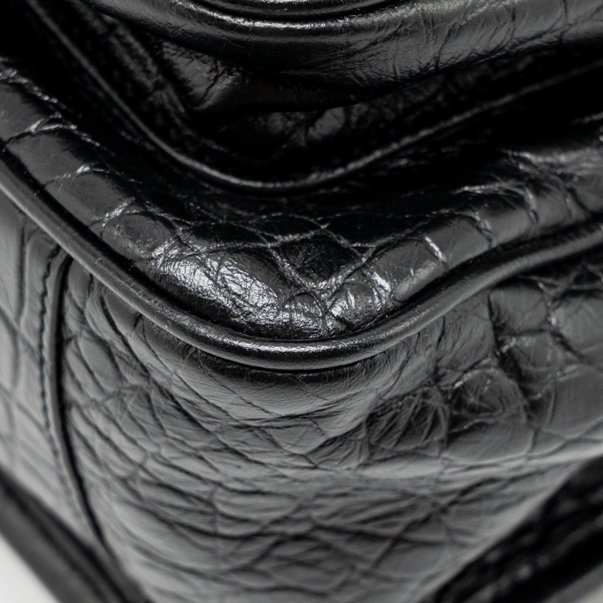 saint-laurent-ysl-medium-niki-bag-crocodile-embossed-black-calfskin-black-hardware-1
