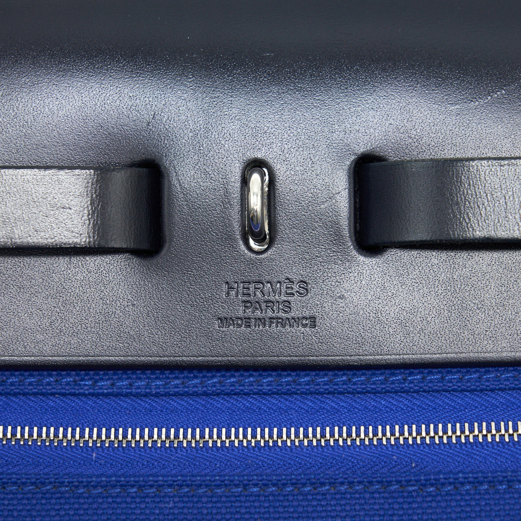 hermes-herbag-zip-31-bag-blue-electrique-black-shw