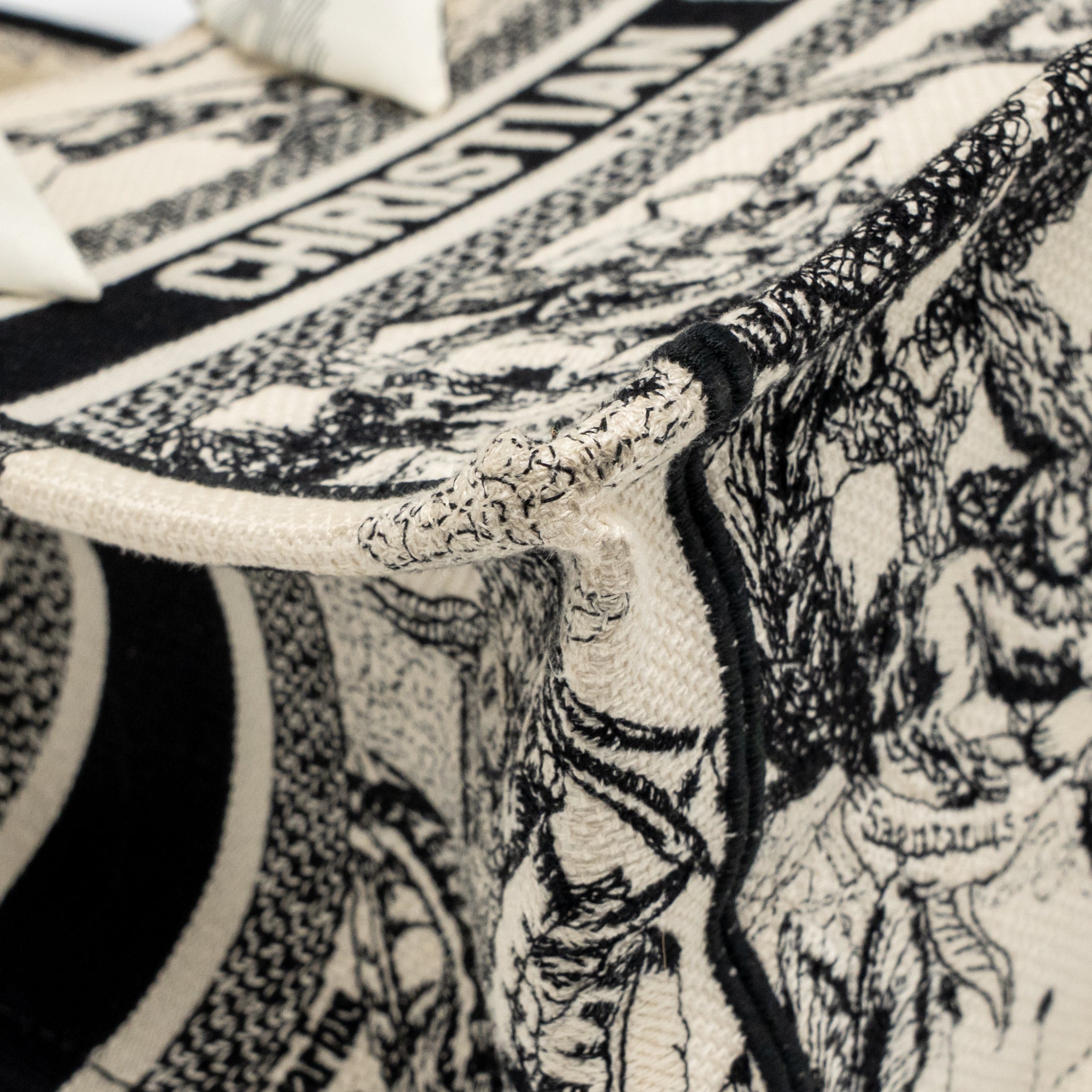 dior-small-dior-book-tote-dior-zodiac-embroidery-canvas-latte-black