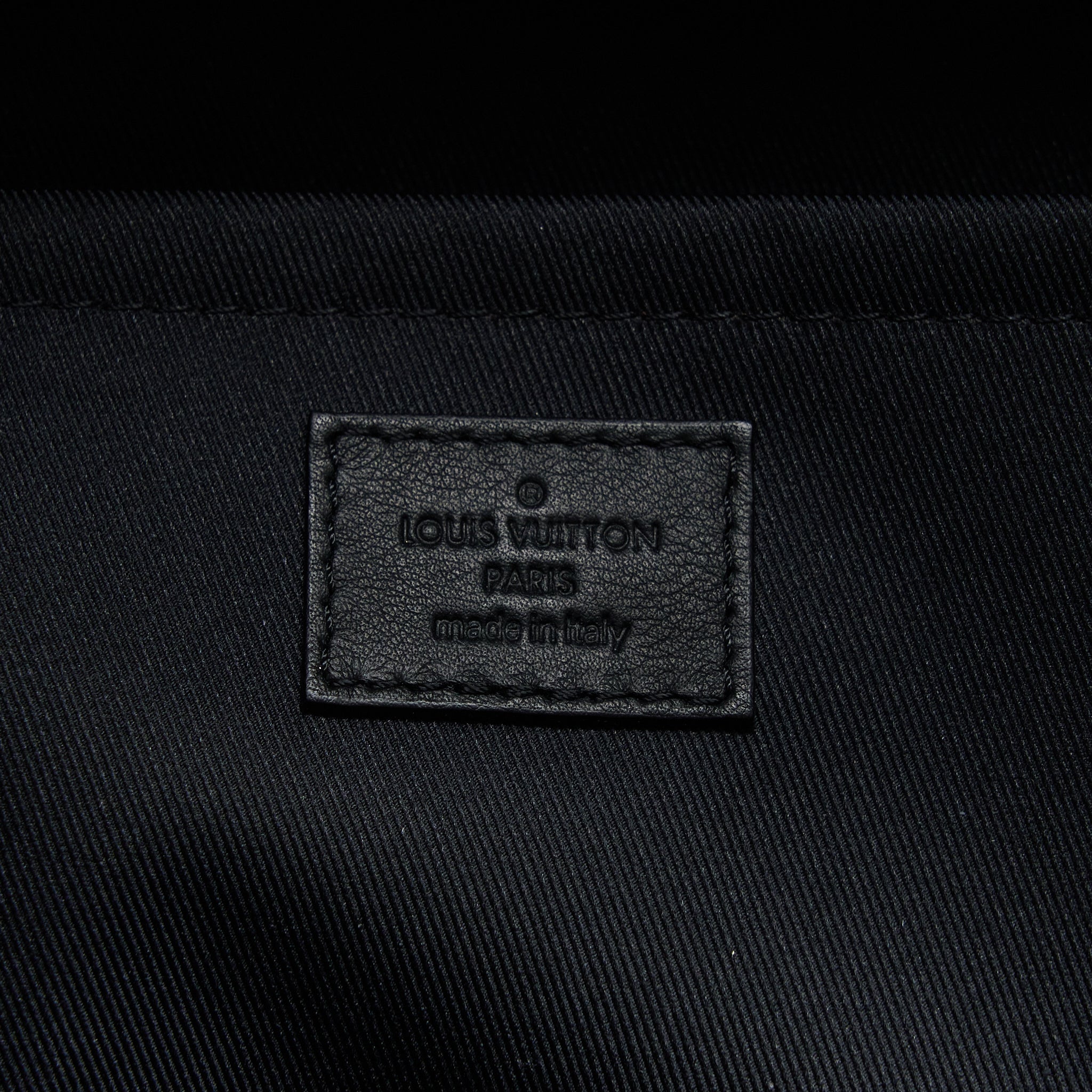 louis-vuitton-palm-spring-backpack-mm-monogram-canvas-ghw