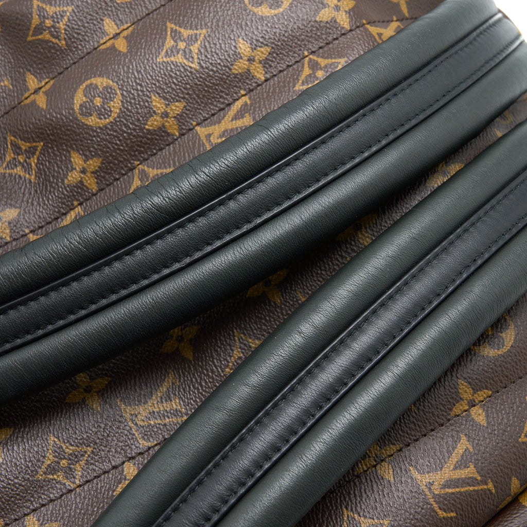 louis-vuitton-palm-spring-backpack-mm-monogram-canvas-ghw