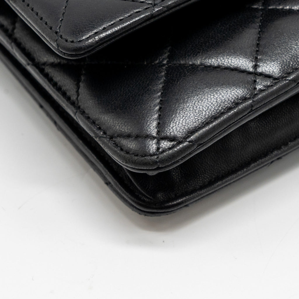 chanel-classic-wallet-on-chain-lambskin-black-shw-3