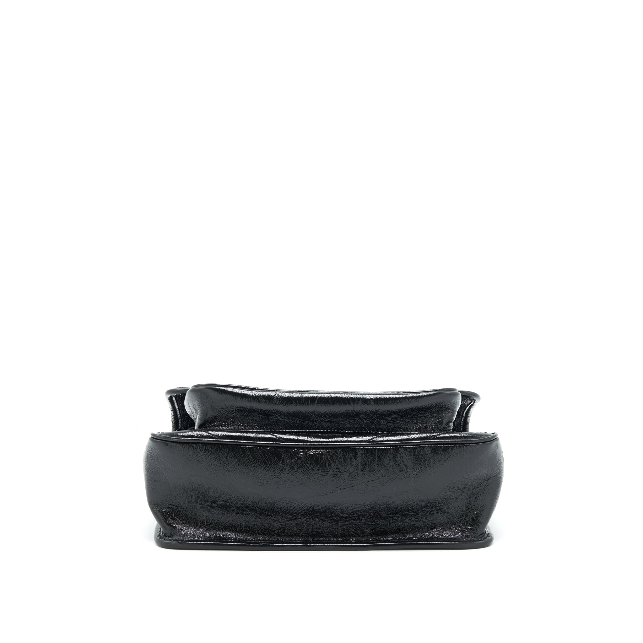 saint-laurent-medium-niki-bag-crinkled-vintage-so-black