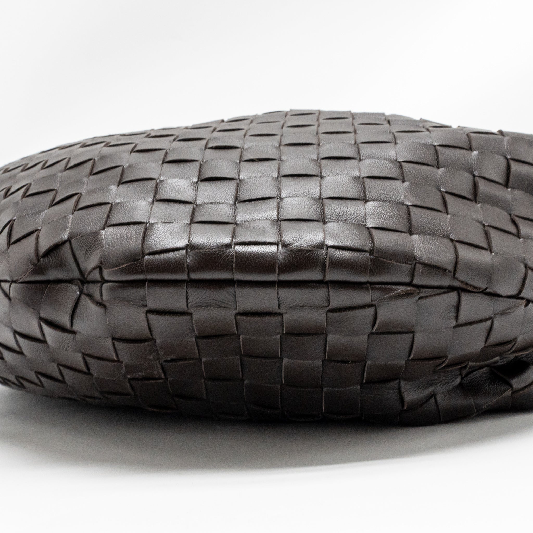 bottega-veneta-classic-jodie-intrecciato-leather-fondant-ghw