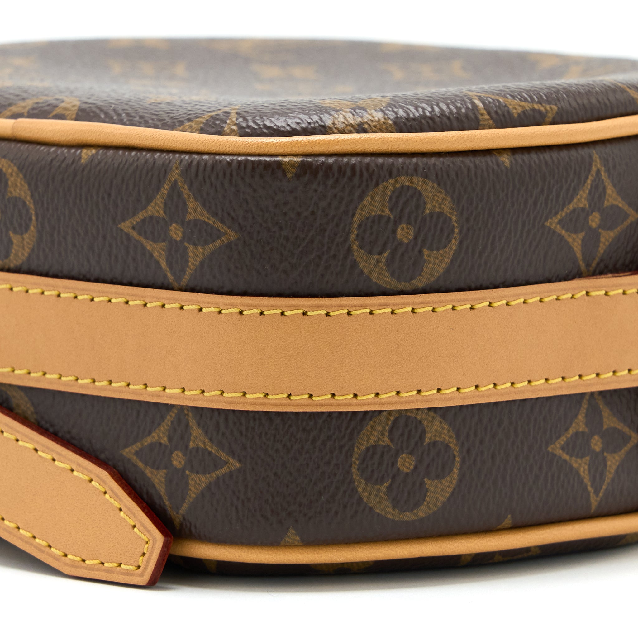 louis-vuitton-boite-chapeau-souple-pm-monogram-canvas-ghw