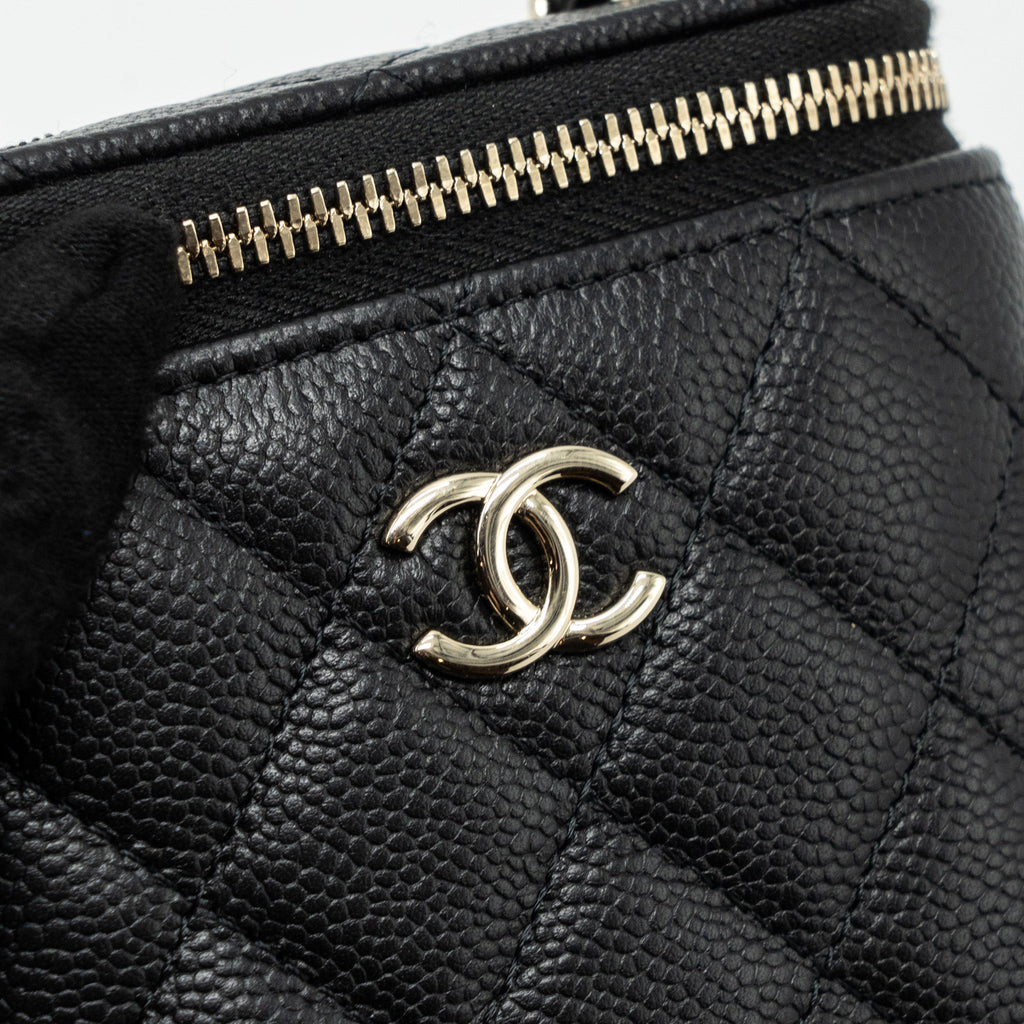 chanel-vanity-case-with-detailed-chain-caviar-black-lghw