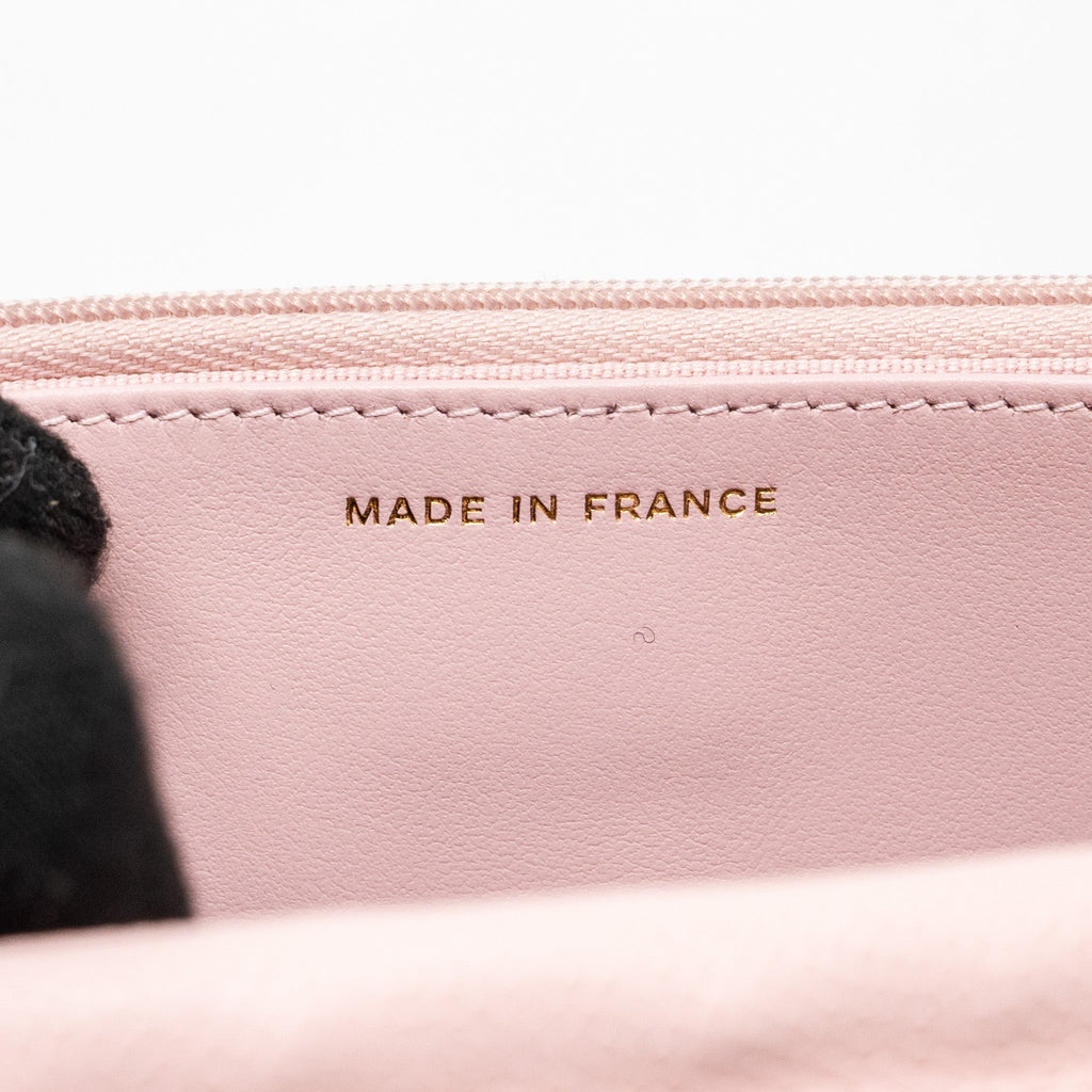 chanel-classic-wallet-on-chain-caviar-light-pink-lghwmicrochip