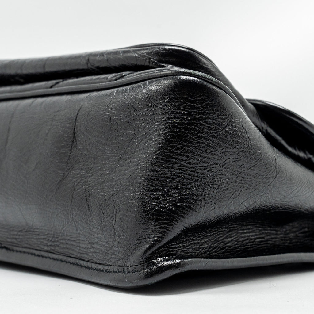 saint-laurent-ysl-medium-niki-calfskin-black-shw