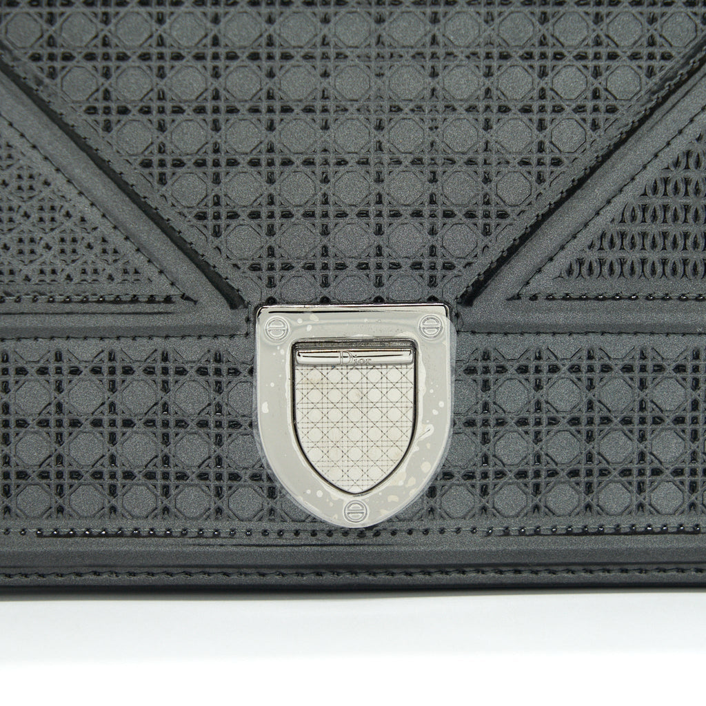 dior-diorama-wallet-on-chain-metallic-black-shw