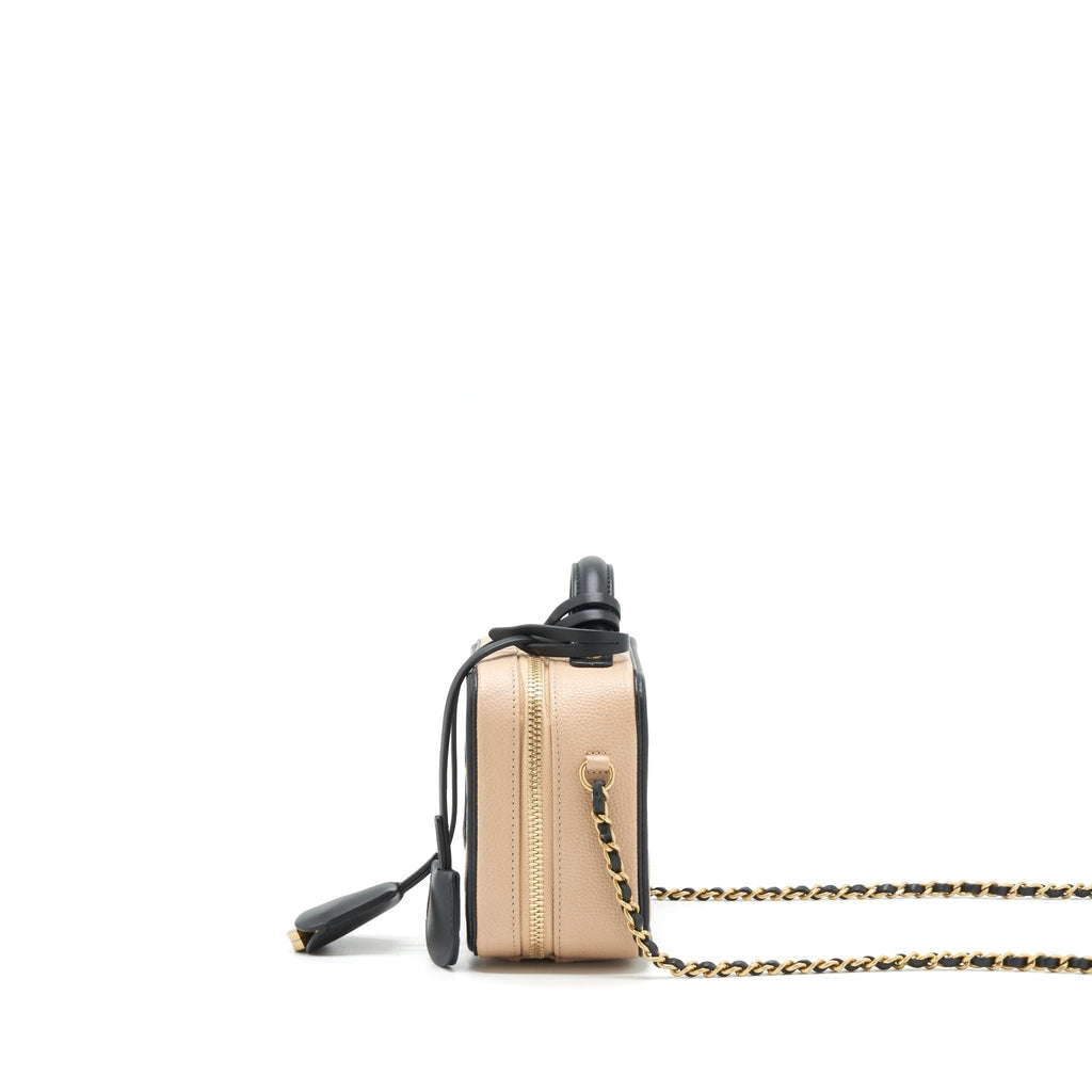 chanel-mini-vanity-filigree-caviar-beige-black-lghw
