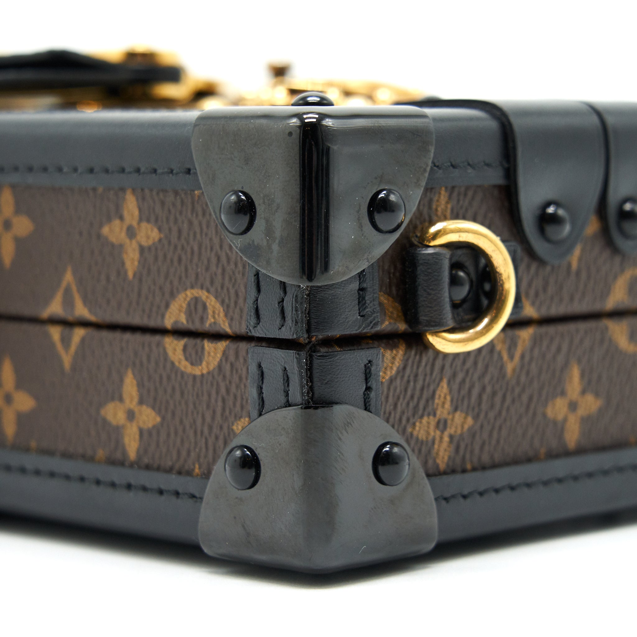 louis-vuitton-petite-malle-year-2019-monogram-canvas