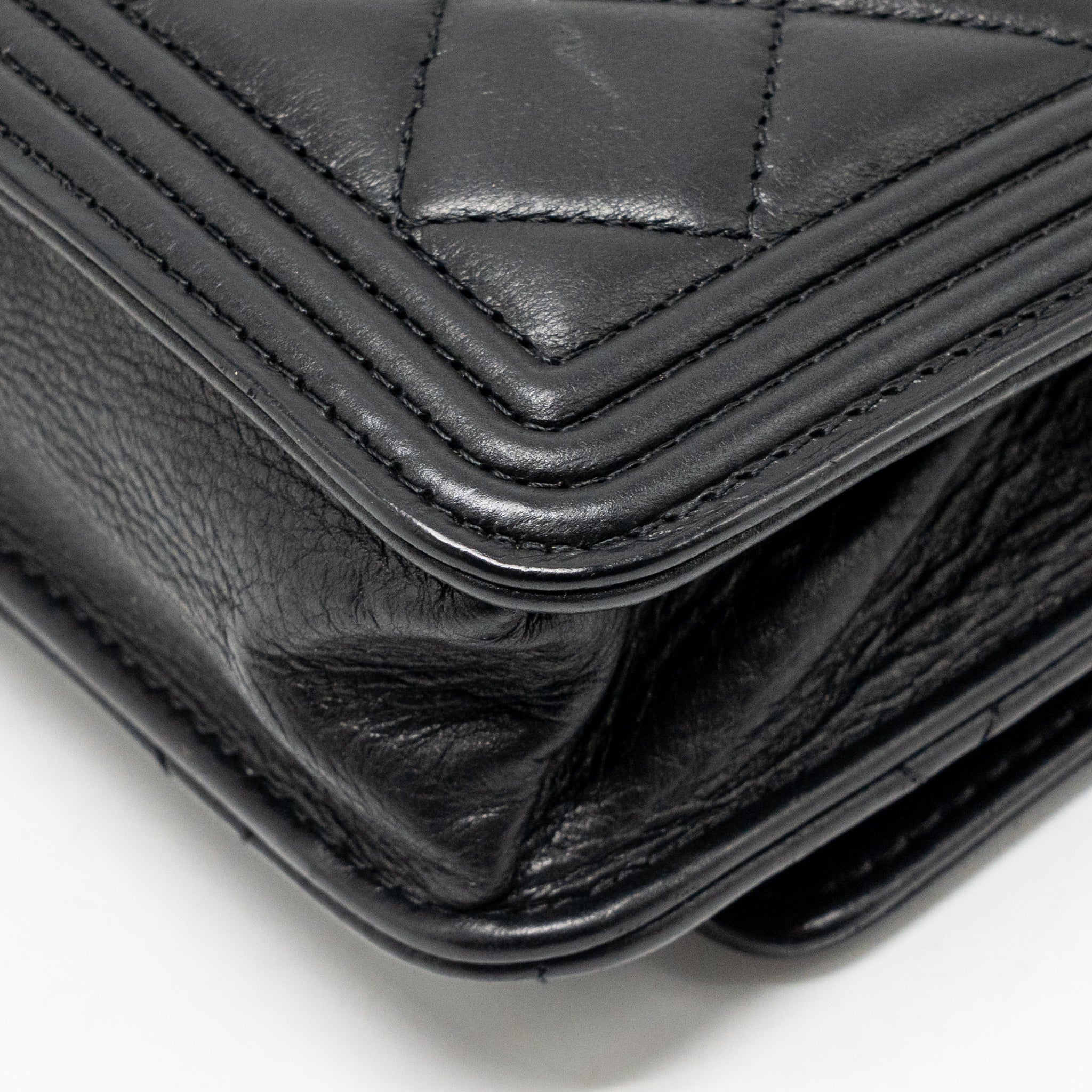 chanel-black-10