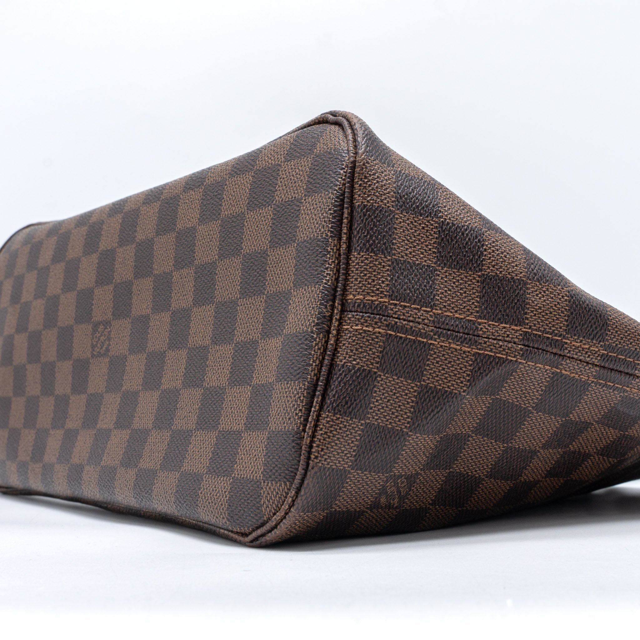 louis-vuitton-neverfull-mm-damier-ebene-canvas-ghw-1