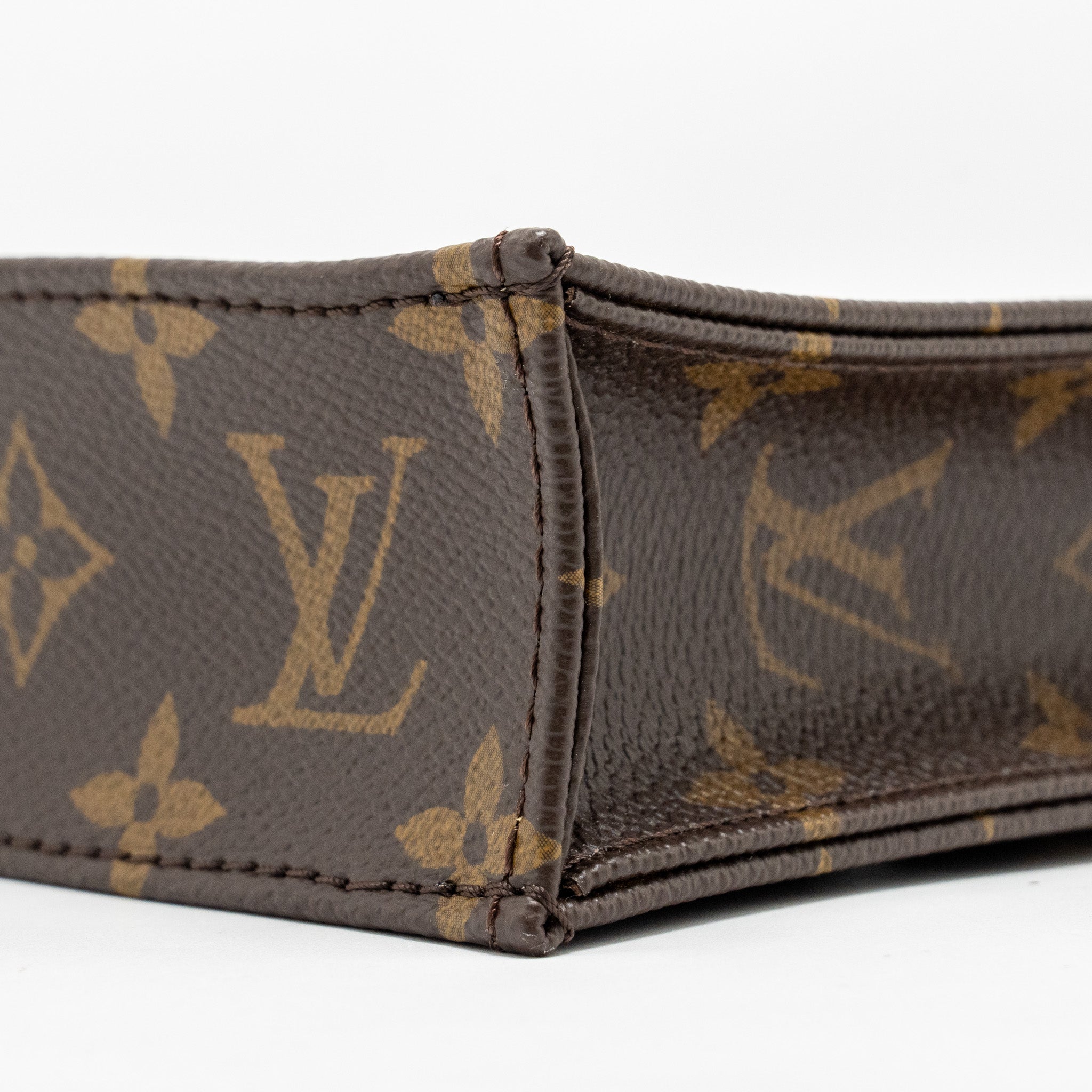 louis-vuitton-petit-sac-plat-monogram-canvas-ghw-18