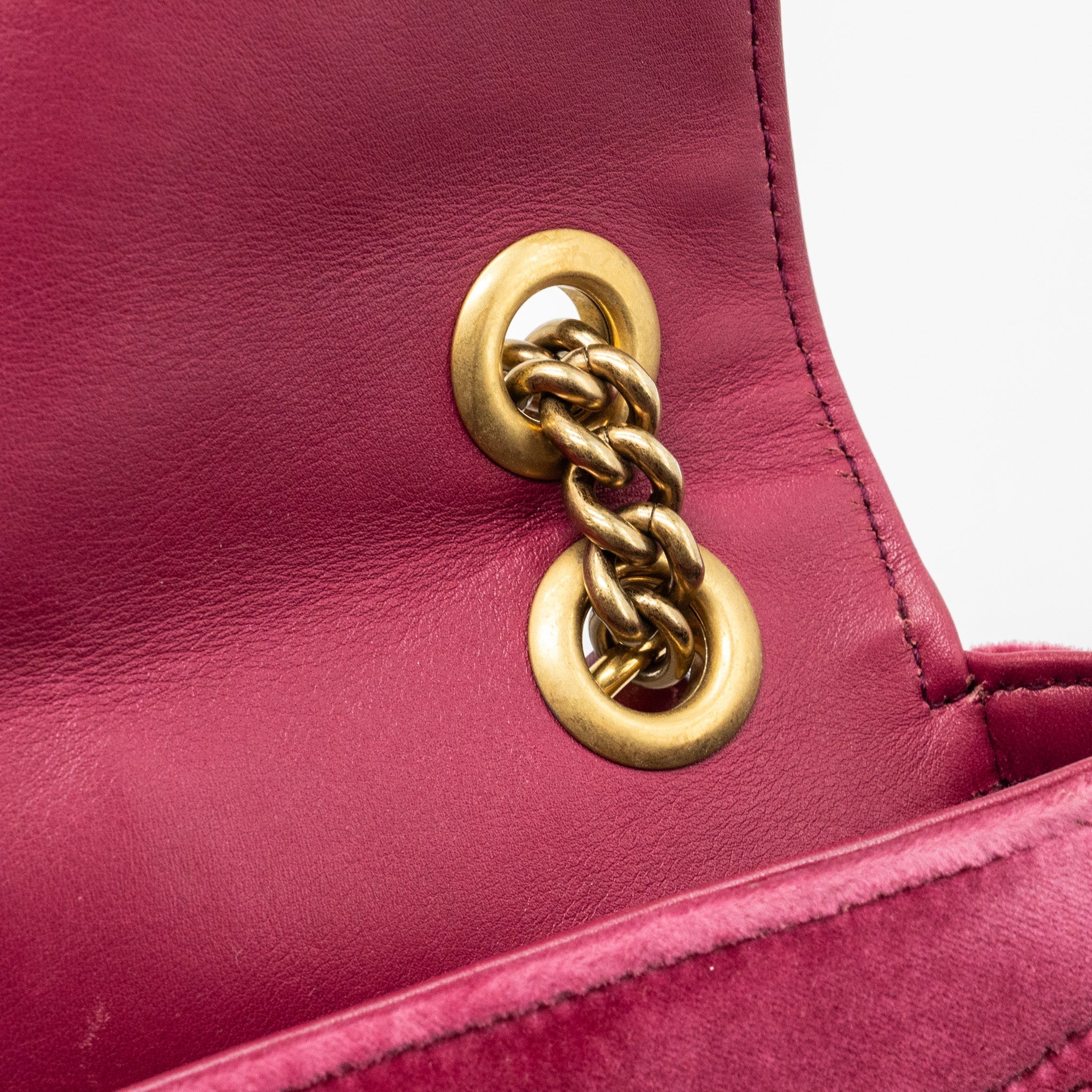 gucci-small-gg-marmont-shoulder-bag-velvet-pink-ghw-copy