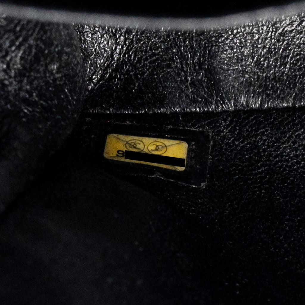 chanel-small-classic-double-flap-bag-caviar-black-ghw-4