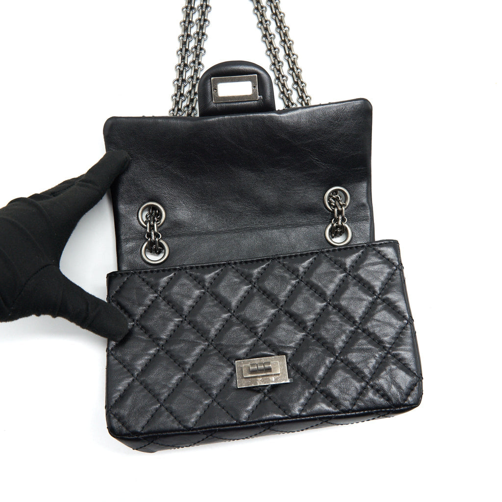 chanel-mini-2-55-reissue-flap-bag-black-with-ruthenium-hardware