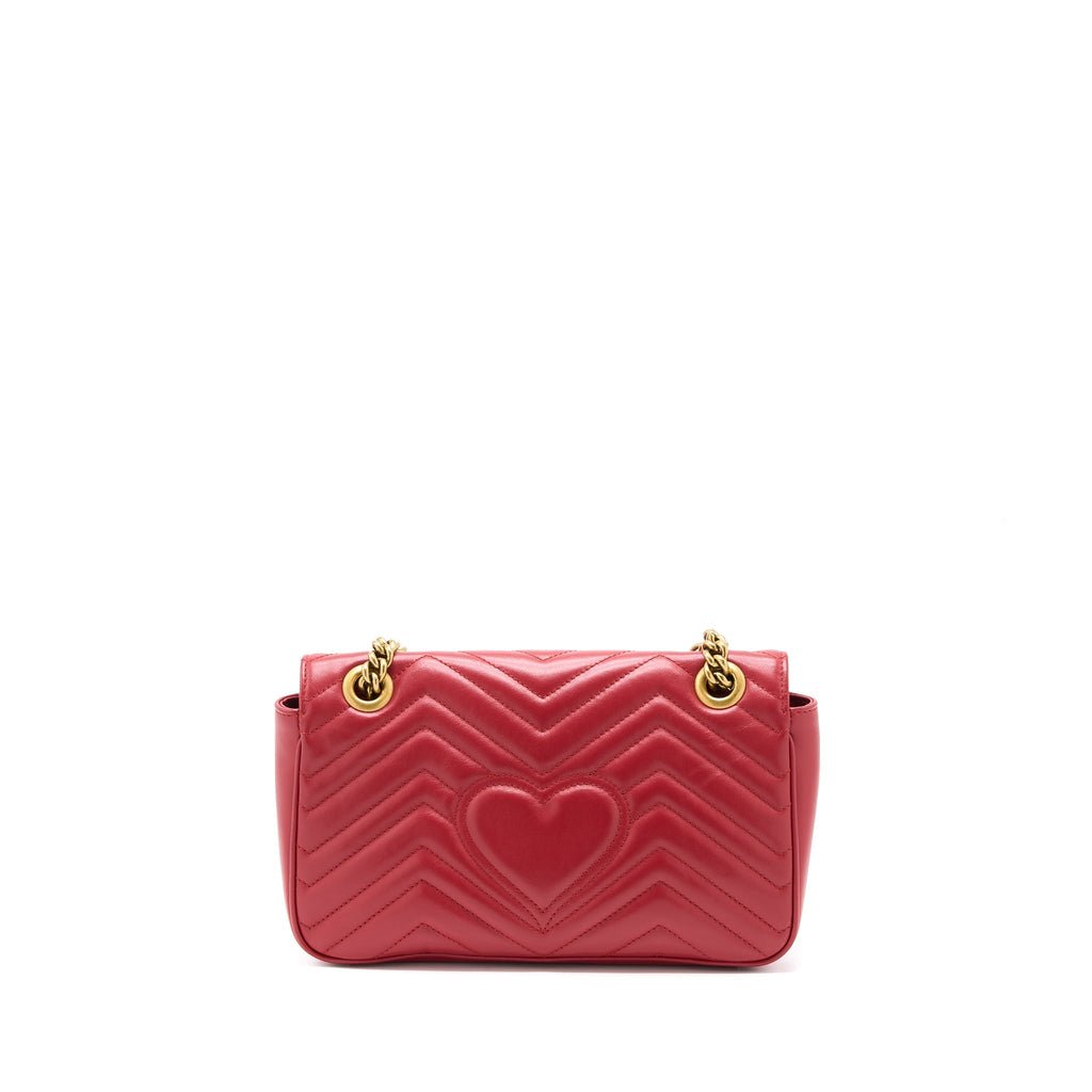 gucci-small-gg-marmont-matelasse-shoulder-bag-calfskin-red-ghw