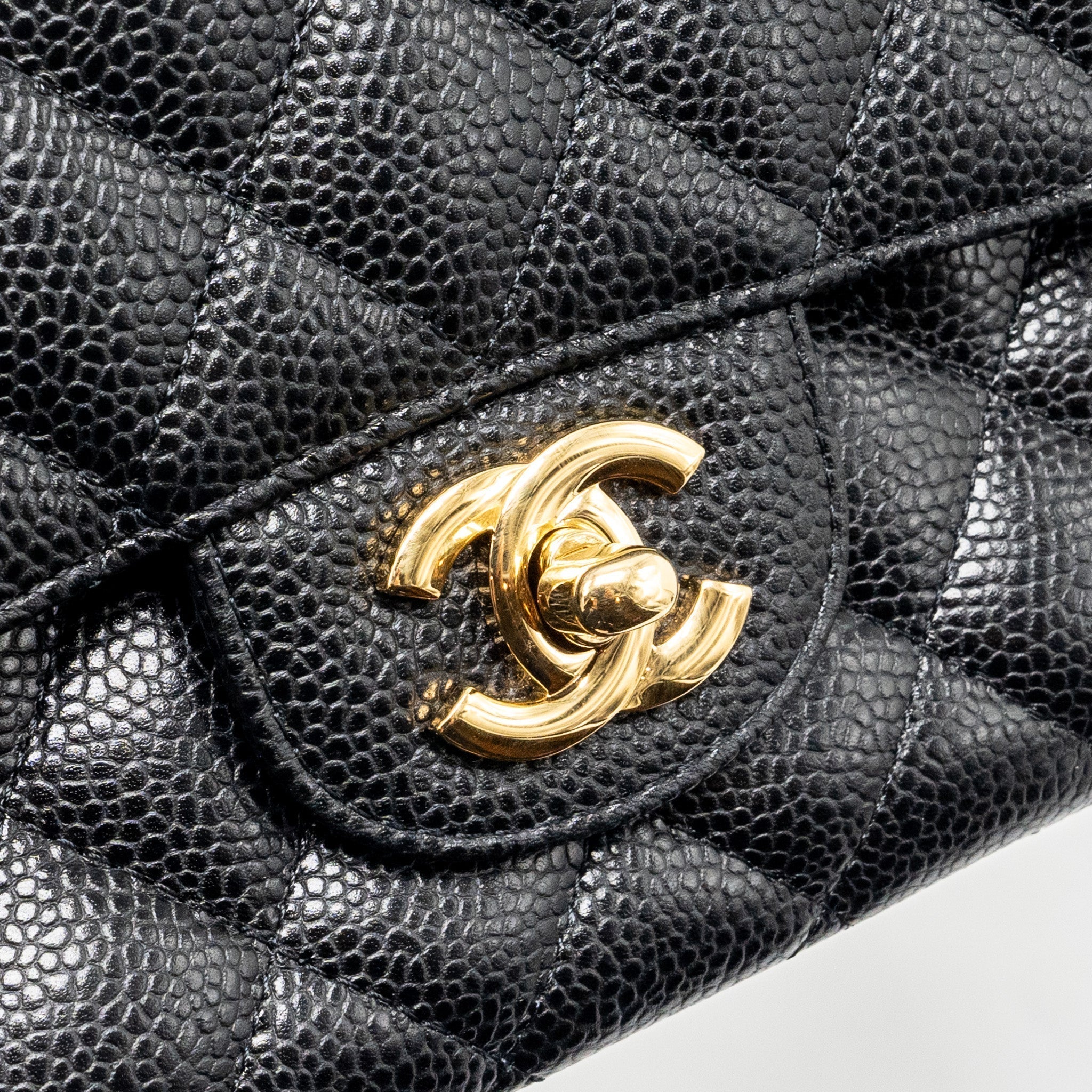 chanel-medium-classic-double-flap-bag-caviar-black-ghw-21