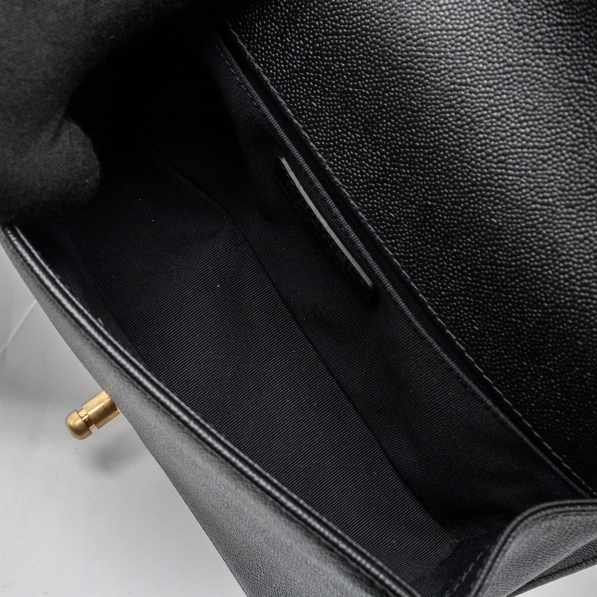 chanel-medium-boy-bag-limited-edition-caviar-black-ghw-microchip
