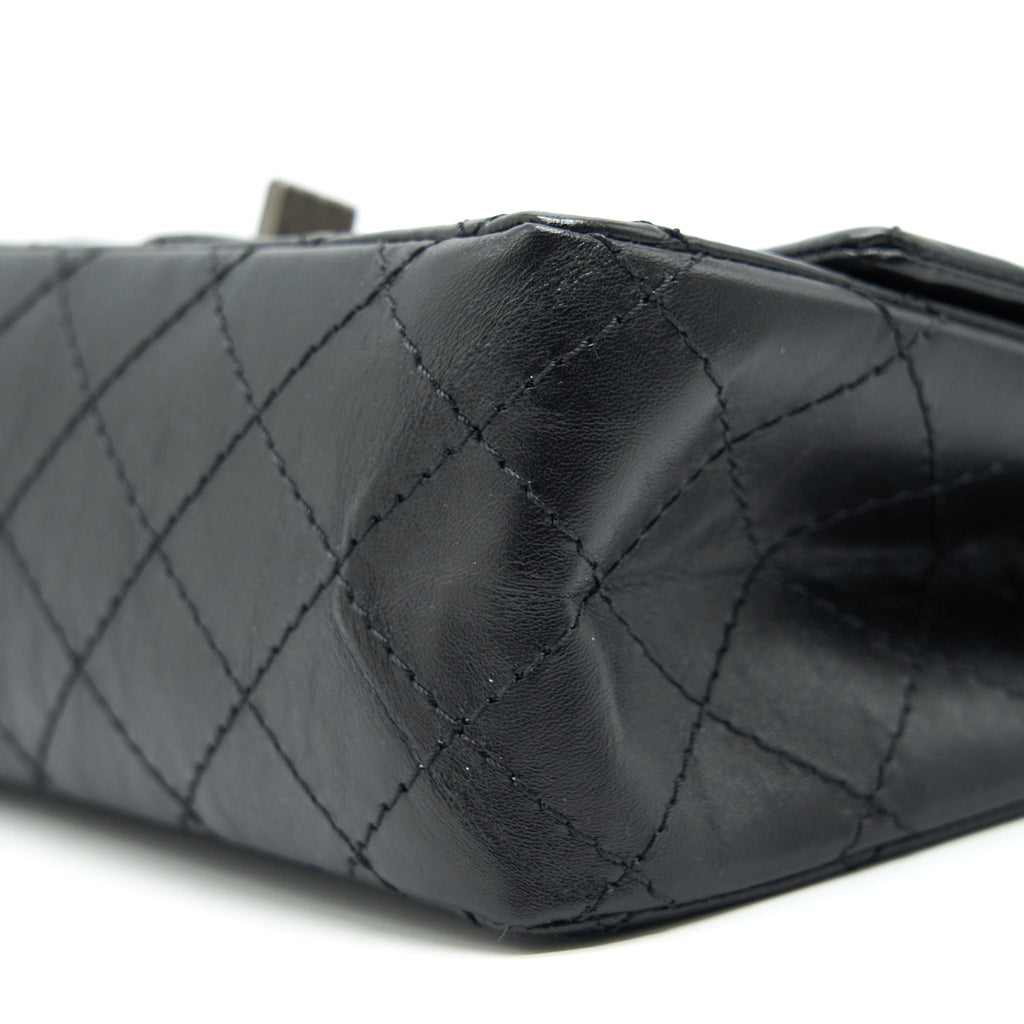 chanel-mini-2-55-reissue-flap-bag-black-with-ruthenium-hardware