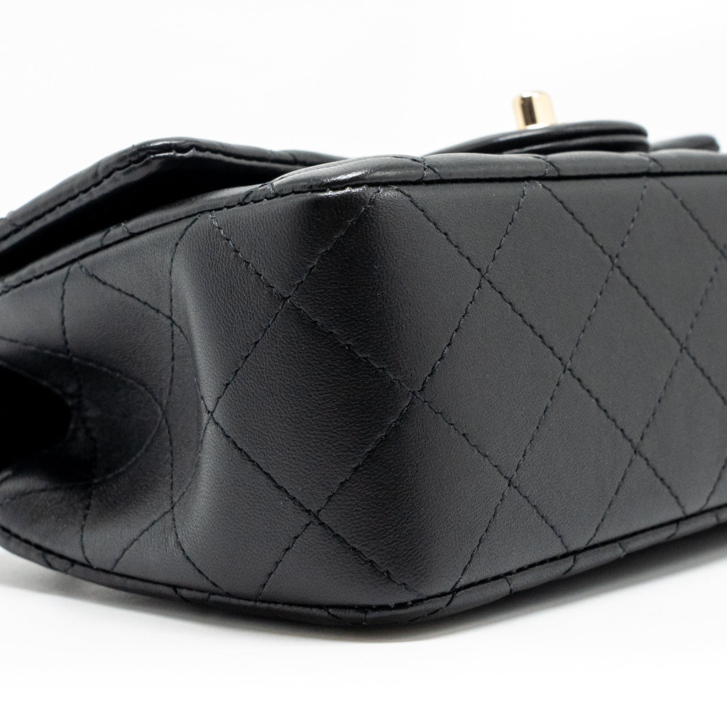 chanel-top-handle-mini-rectangular-flap-bag-lambskin-black-lghwmicrochip-4