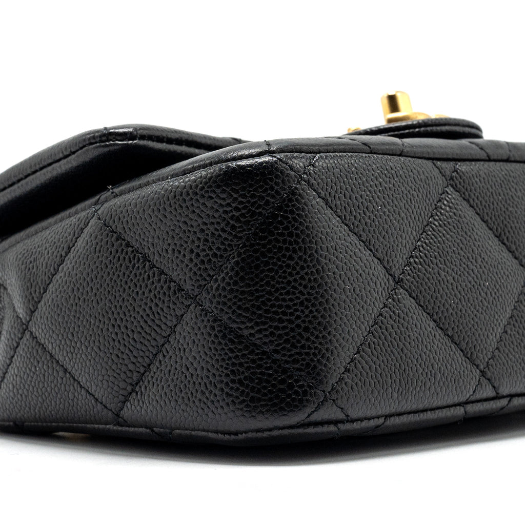 chanel-23p-coco-love-flap-bag-caviar-black-ghwmicrochip-3