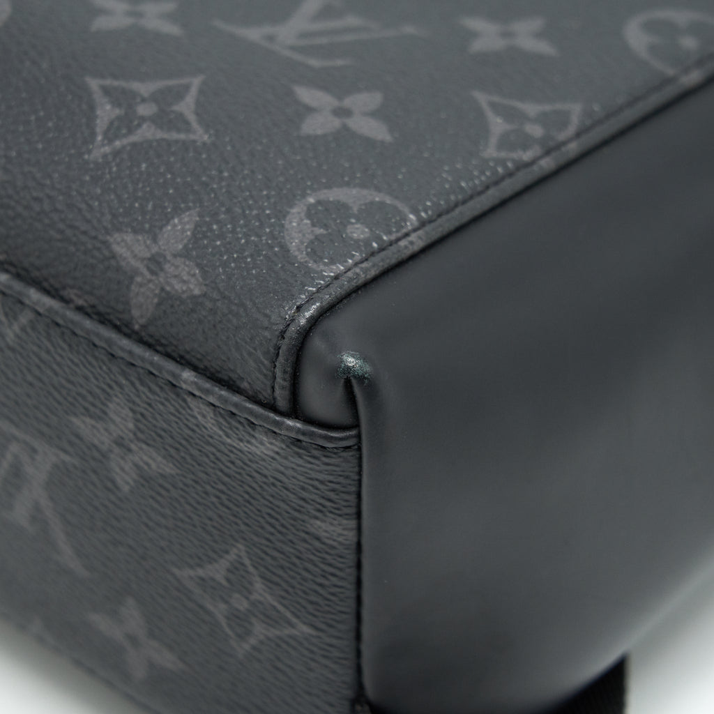 louis-vuitton-messenger-pm-voyager-monogram