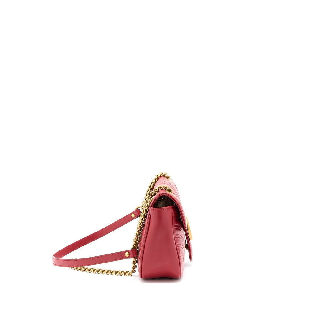 gucci-small-gg-marmont-matelasse-shoulder-bag-calfskin-red-ghw