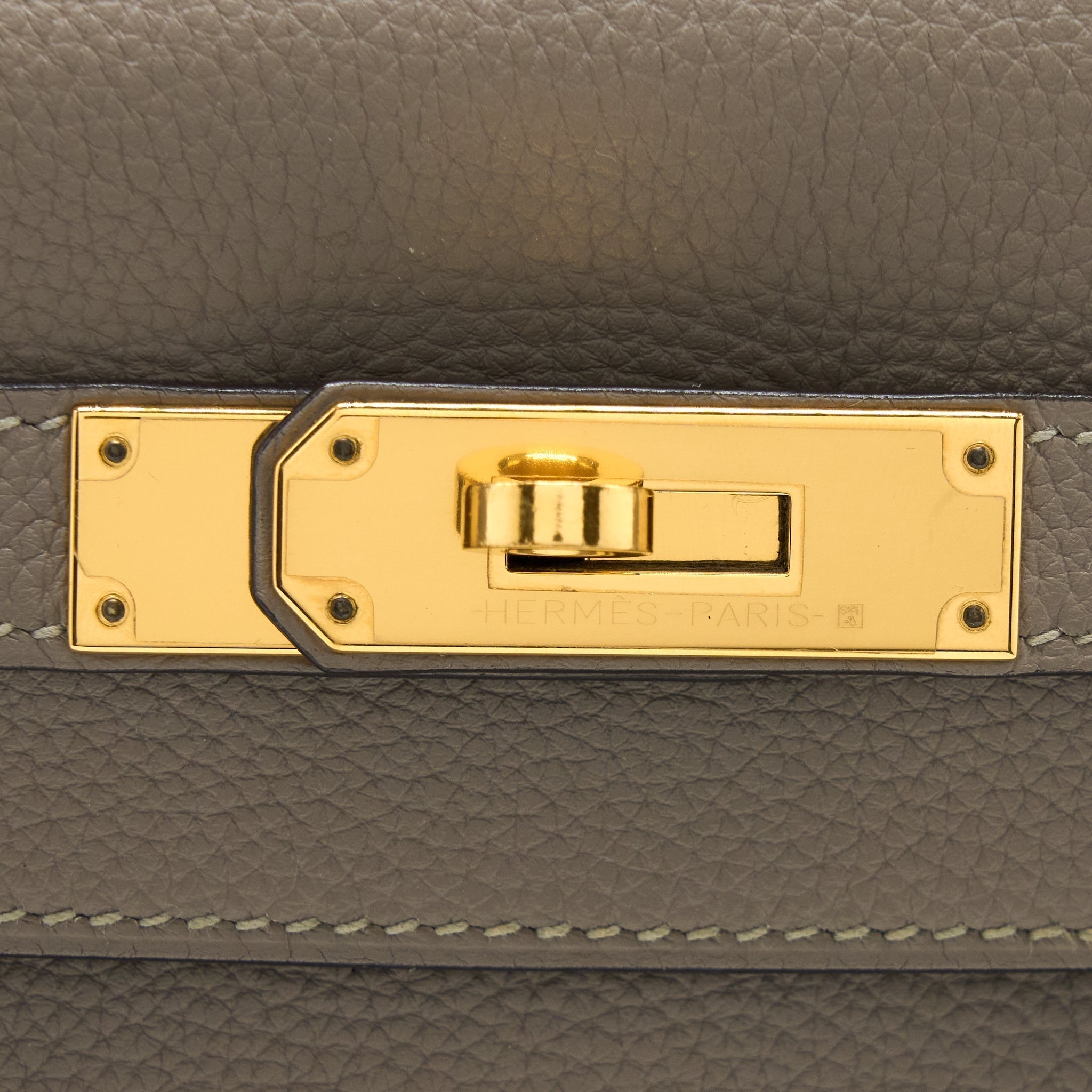 hermes-kelly-28-togo-m8-gris-asphalte-ghw-stamp-a-1