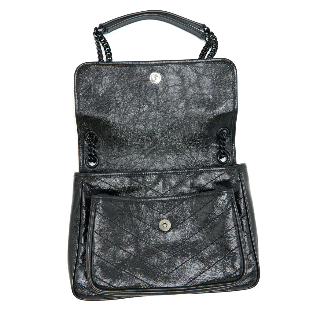 saint-laurent-ysl-niki-baby-bag-black-with-black-hardware