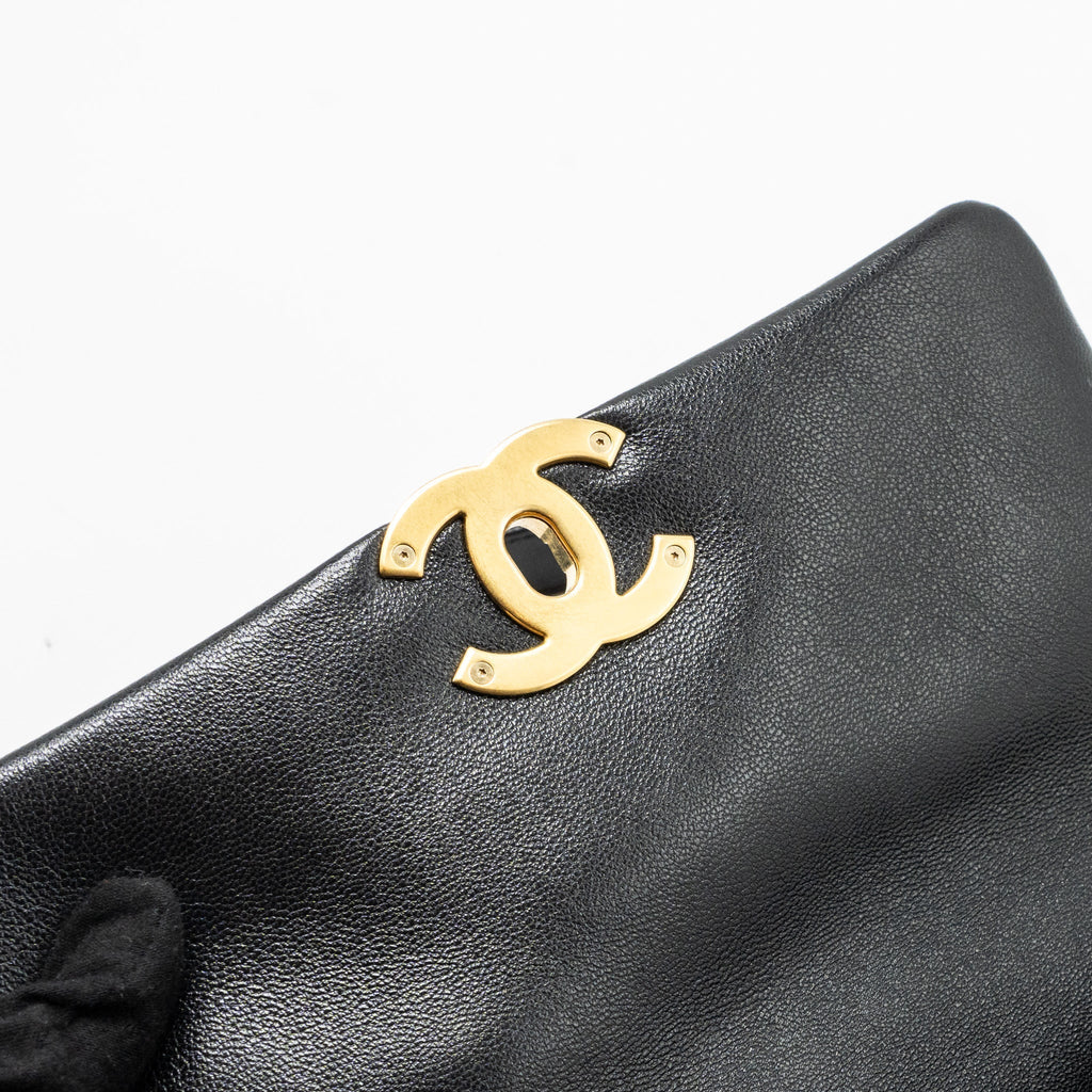 chanel-small-19-bag-goatskin-black-multicolour-hardware-2