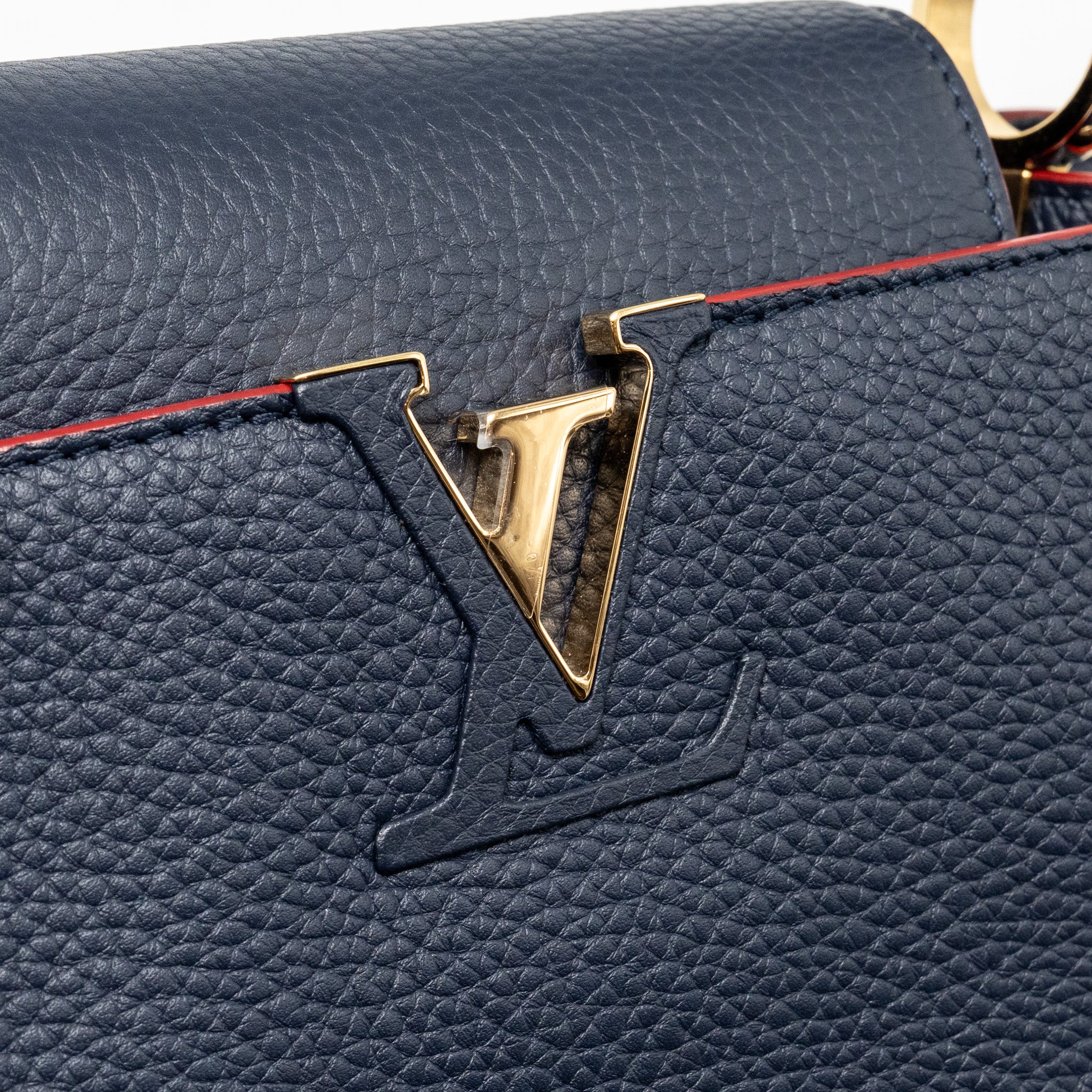 lv-capucines-black