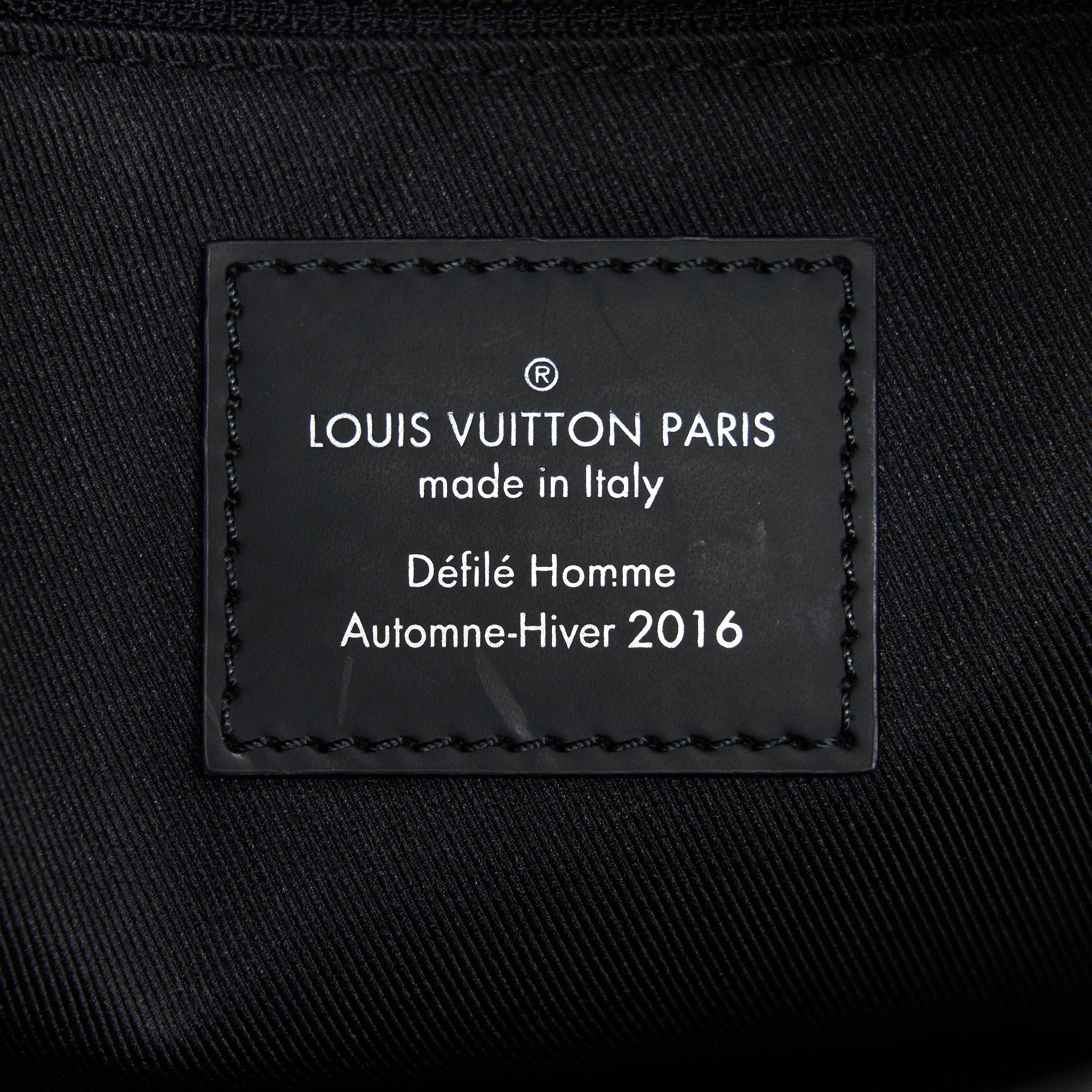 louis-vuitton-messenger-pm-voyager-monogram