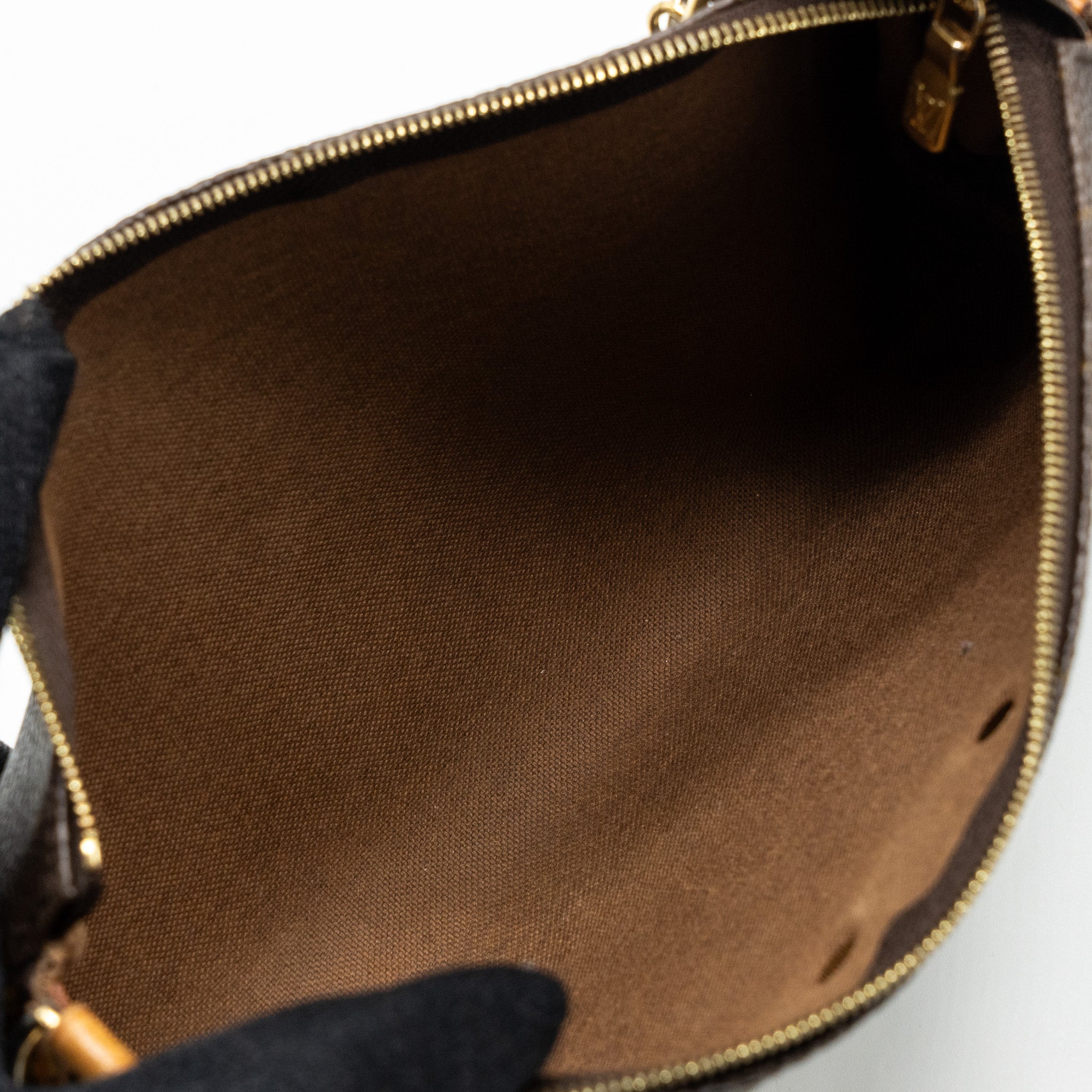 louis-vuitton-eva-pochette-monogram-canvas-ghw-1