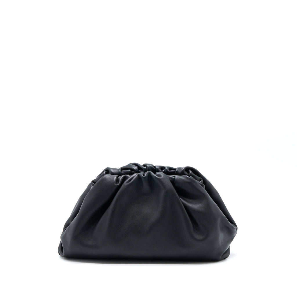 bottega-veneta-teen-pouch-black
