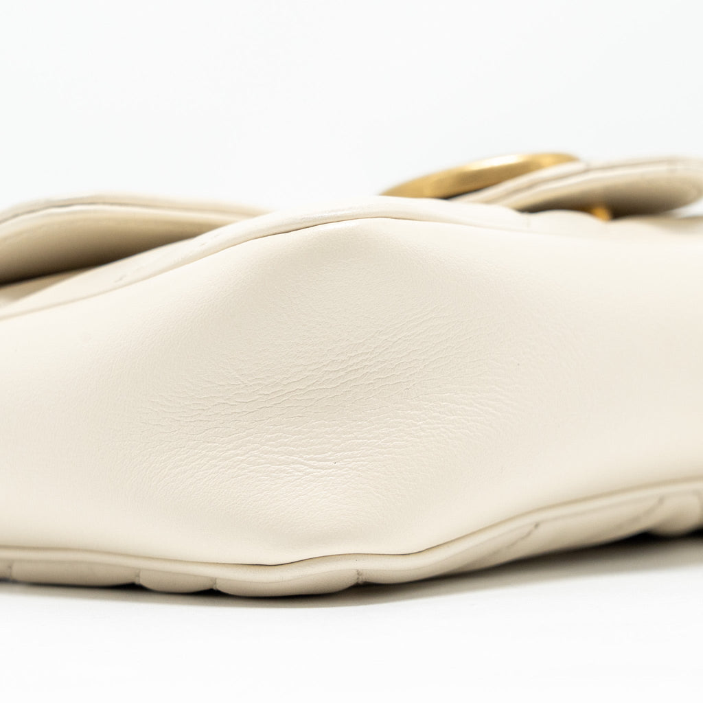 gucci-gg-marmont-super-mini-calfskin-white-ghw-1