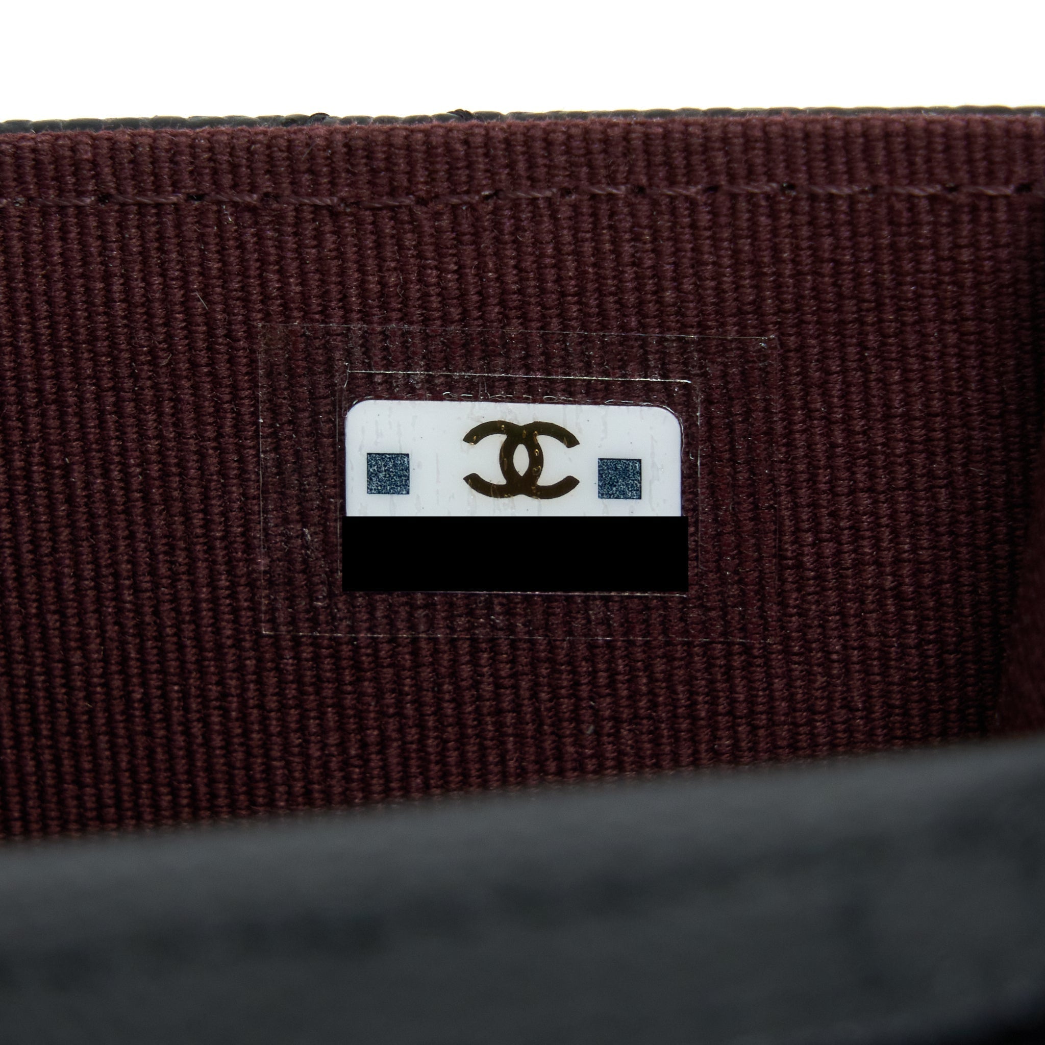 chanel-mini-flap-card-holder-with-chain-caviar-black-lghw-1
