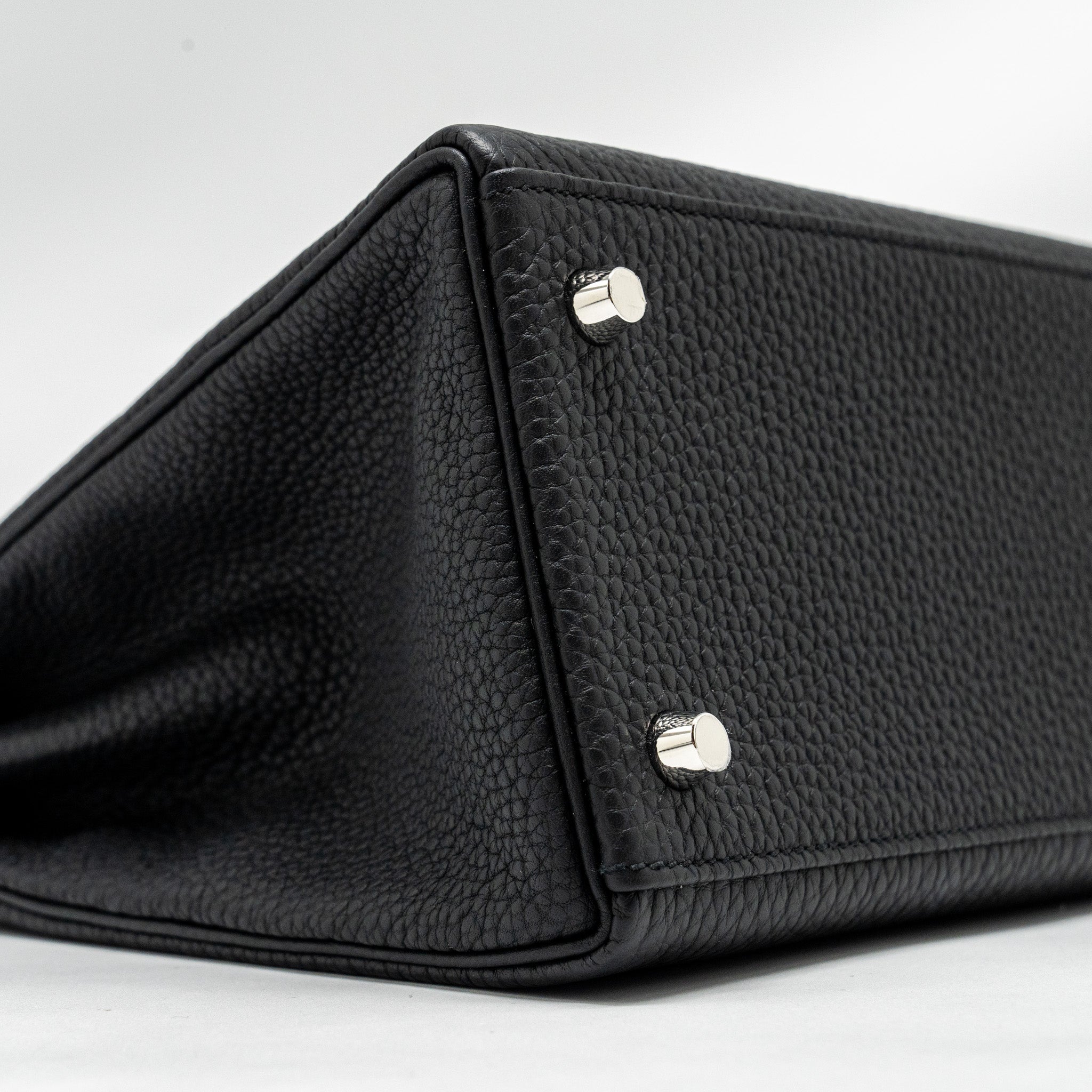 hermes-kelly-28-togo-black-shw-stamp-w
