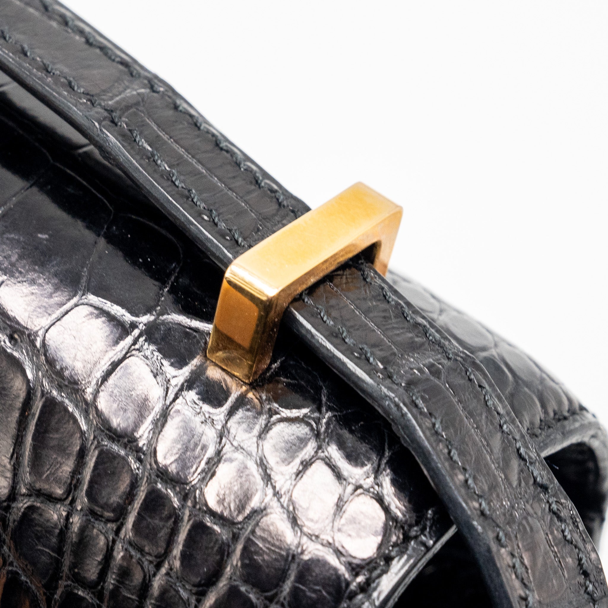 hermes-mini-constance-alligator-mississippiensis-shiny-black-ghw-stamp-x