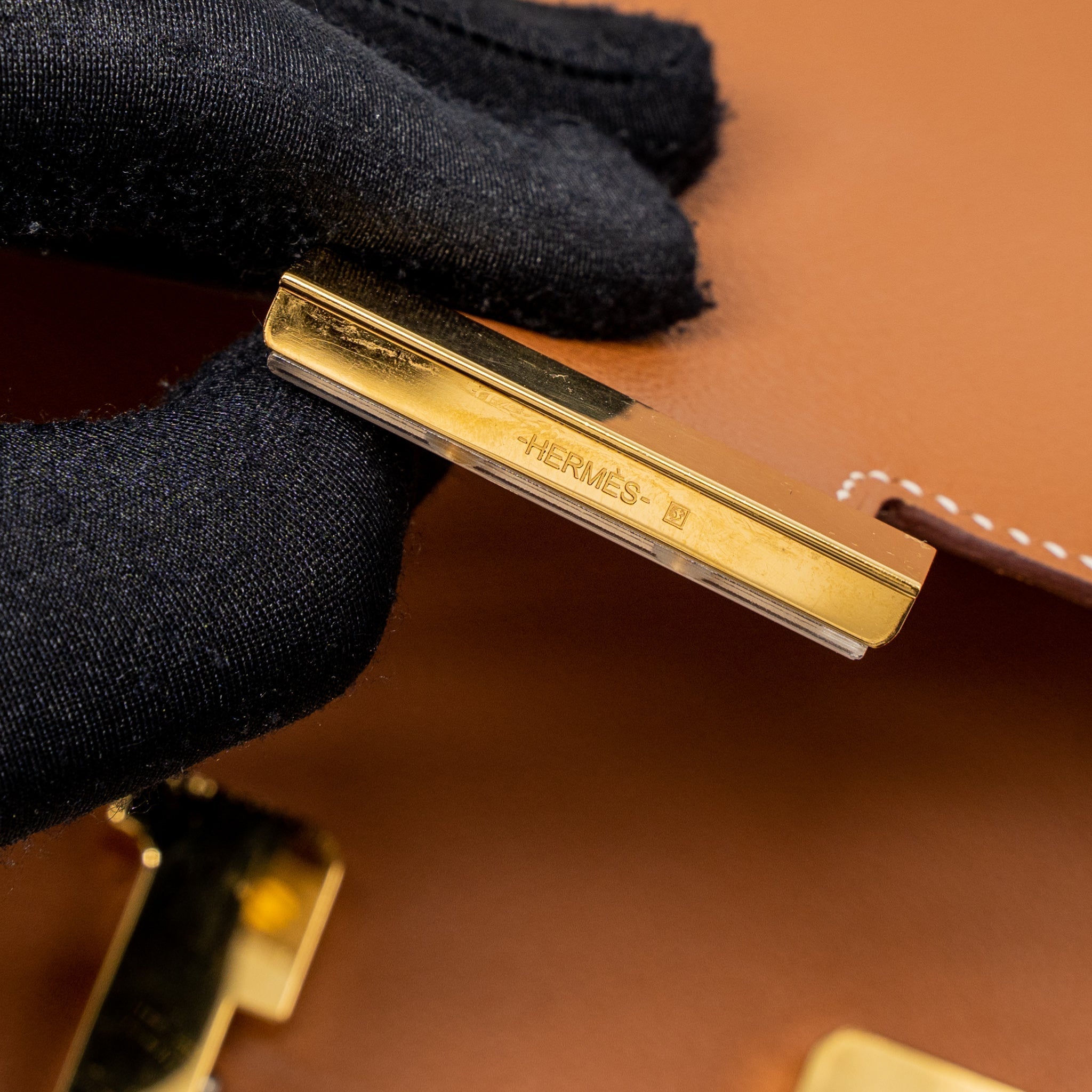hermes-constance-24-evercolor-gold-ghw-stamp-d