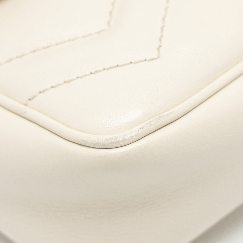 gucci-gg-marmont-super-mini-calfskin-white-ghw-1